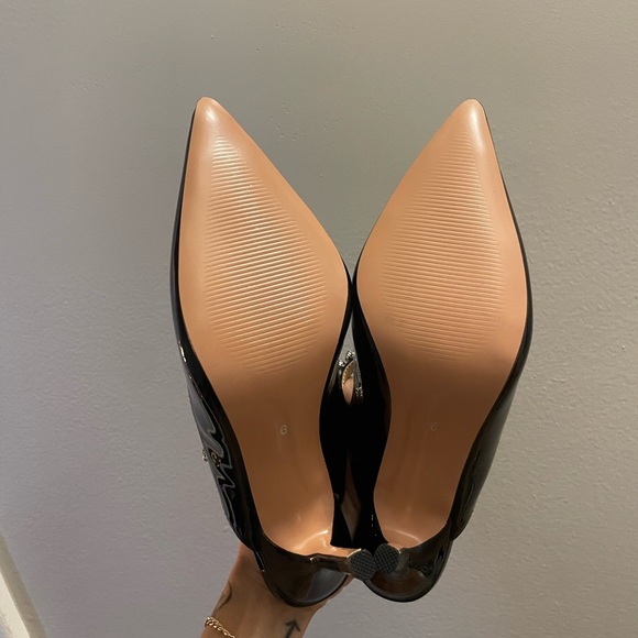 Black & Silver Heels - Picture 6 of 7